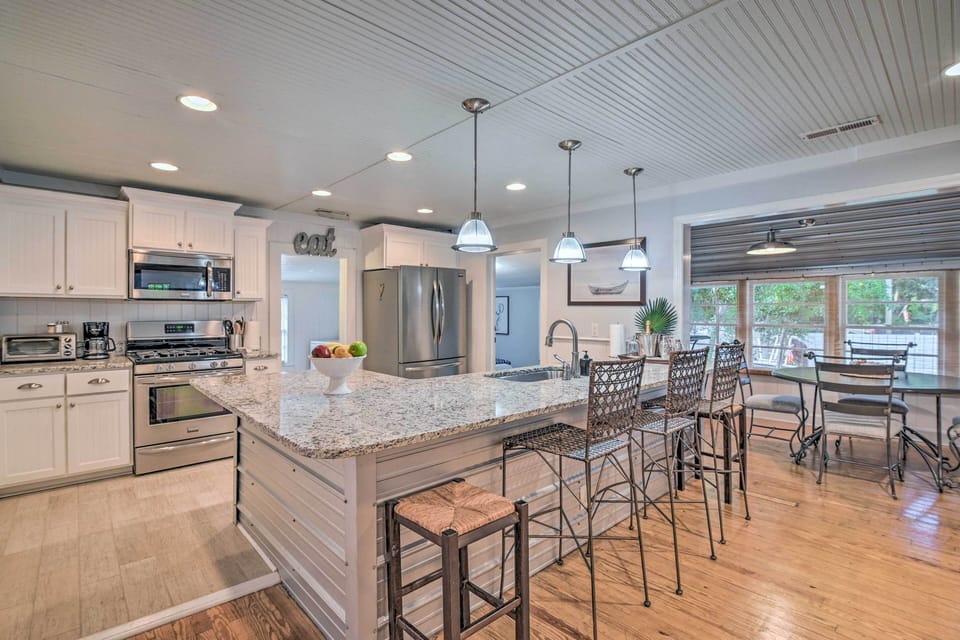 Kitchen | Dishwasher | Drip Coffee Maker