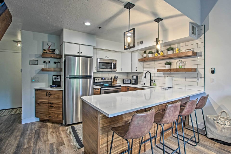 Kitchen | Fully Equipped
