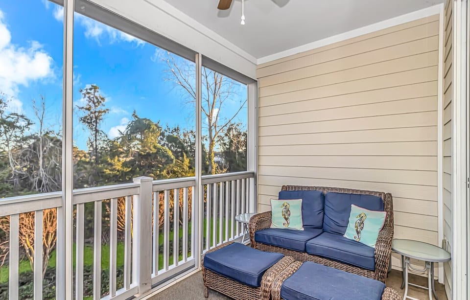 Private screend balcony.