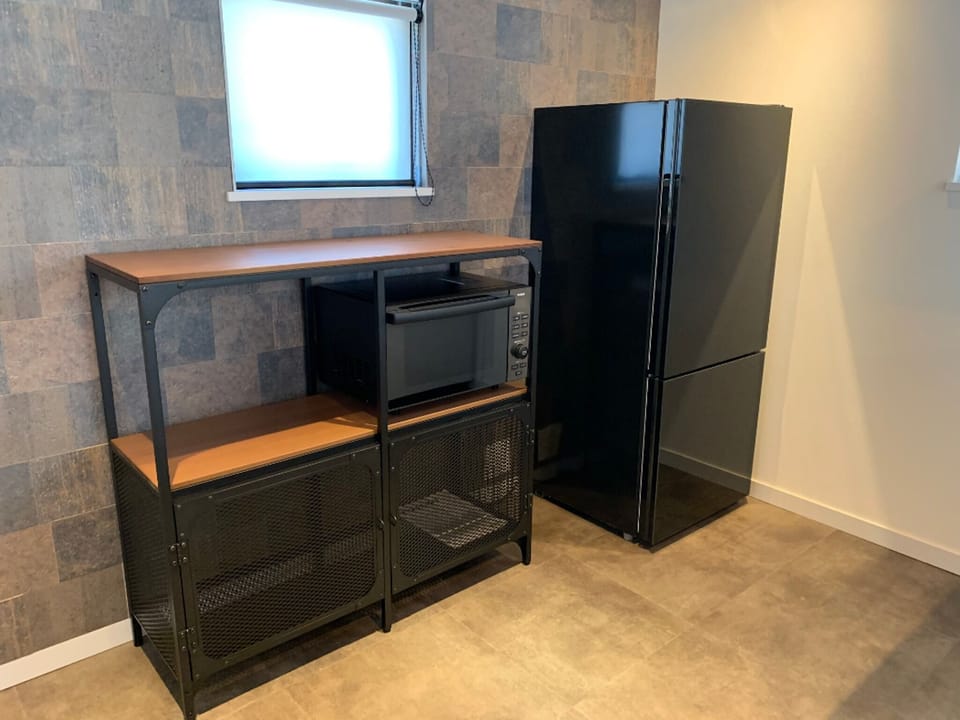 Refrigerator & microwave