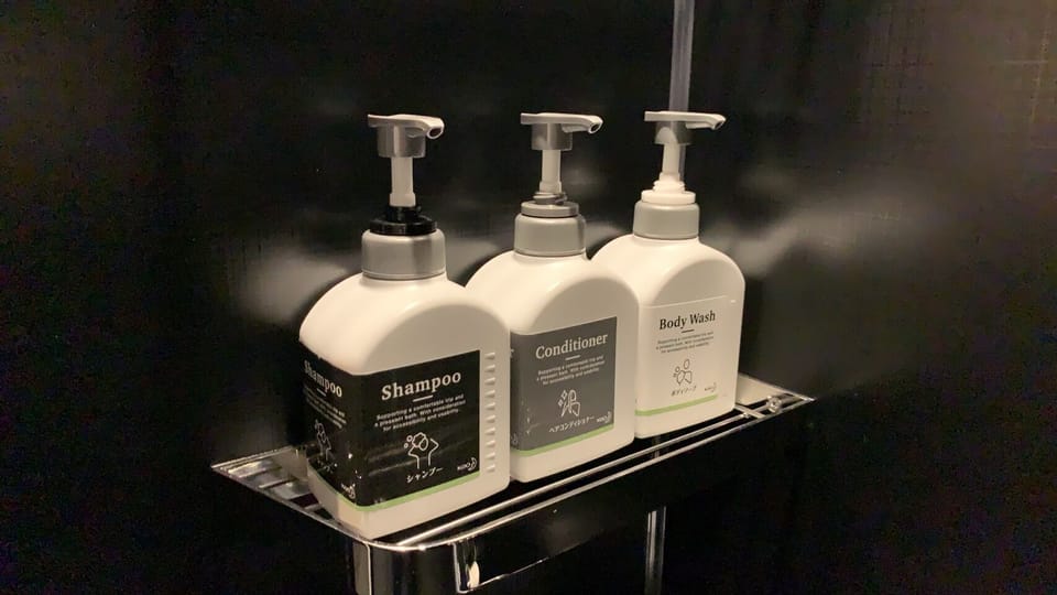 Bathroom amenities