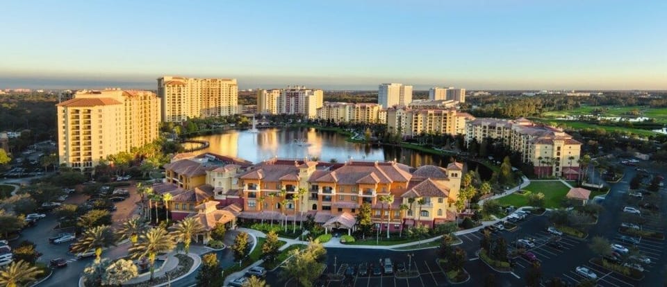 Bonnet_Creek_Entrance_Pano_S.jpg