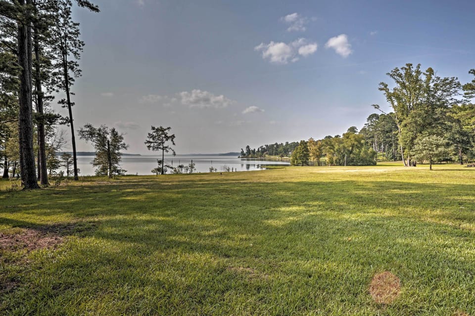 Lake O' the Pines