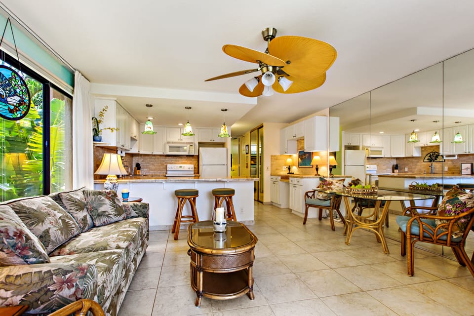 No AC-- stay cool with ceiling fans throughout