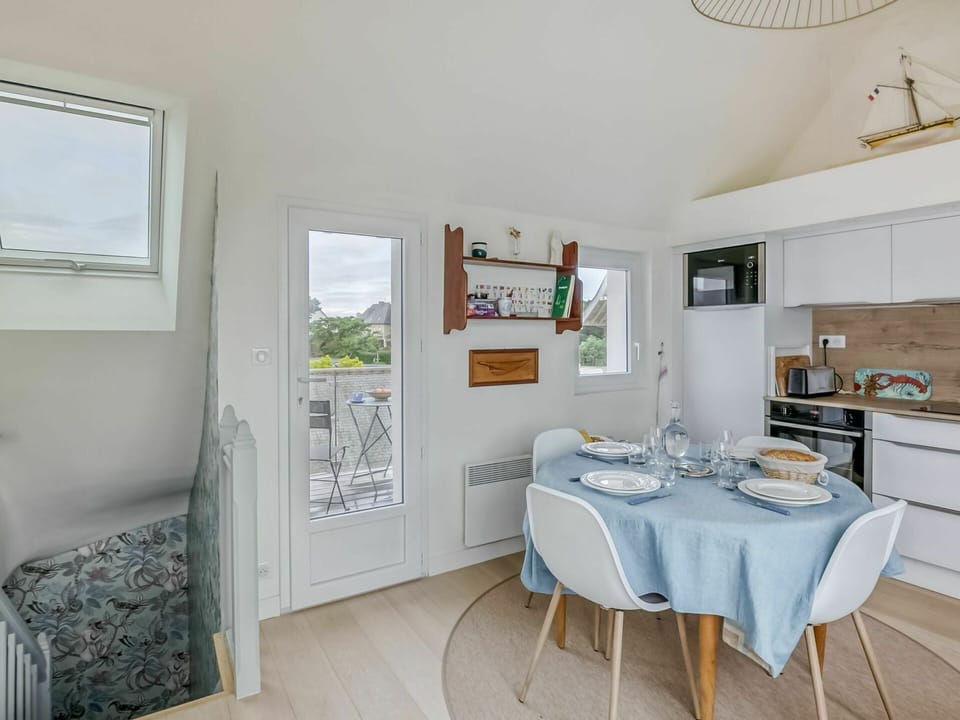 Furniture, Table, Window, Chair, Door, Wood, Building, House, Living Room
