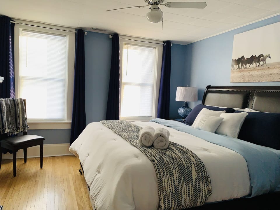 king bed