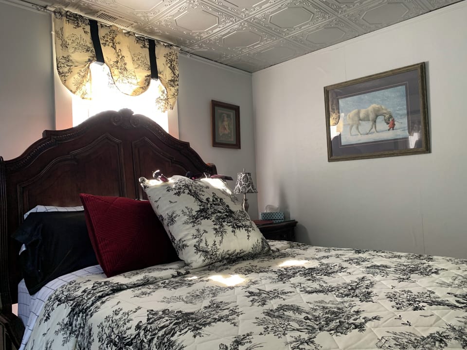 Queen bed
