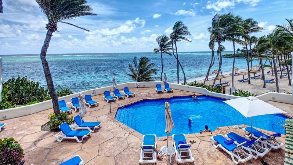 Coco's Pool overlooking Atlantic