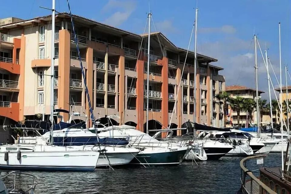 Marina