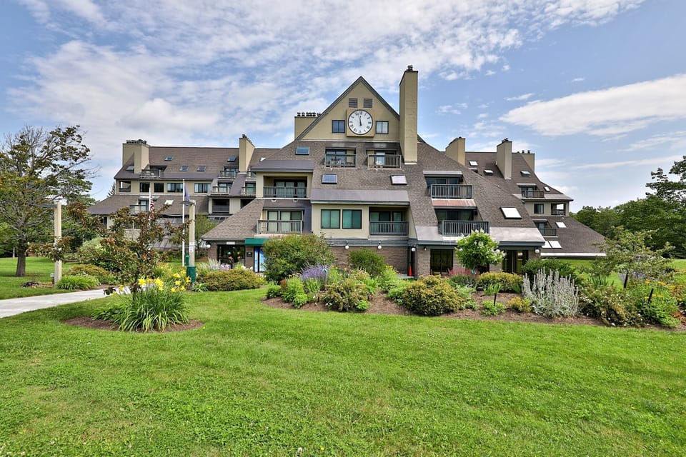 Mountain Green Building 3
