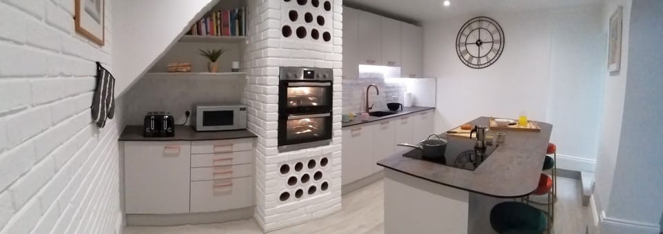 The spacious luxury fitted kitchen provides plenty of entertaining space.