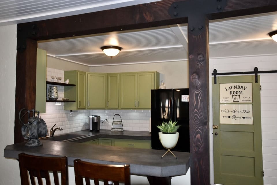 Breakfast bar.