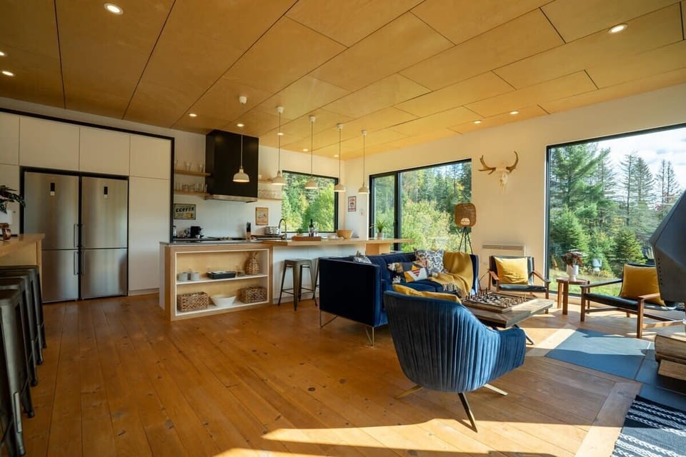 Open and spacious floor plan.