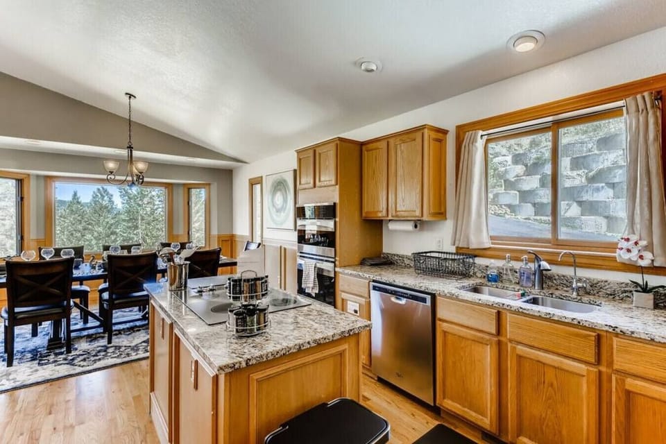 Spacious fully equipped kitchen.