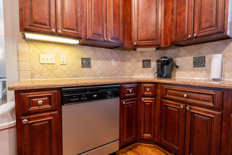Dishwasher, Keurig Single Serve Coffee Maker