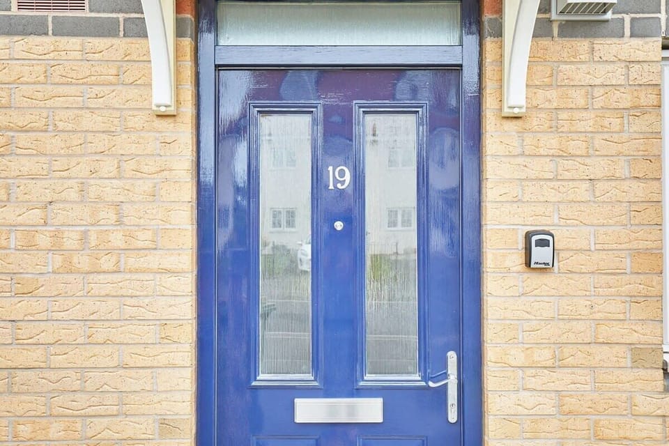 The Tardis, Marske-by-the-Sea - Stay North Yorkshire