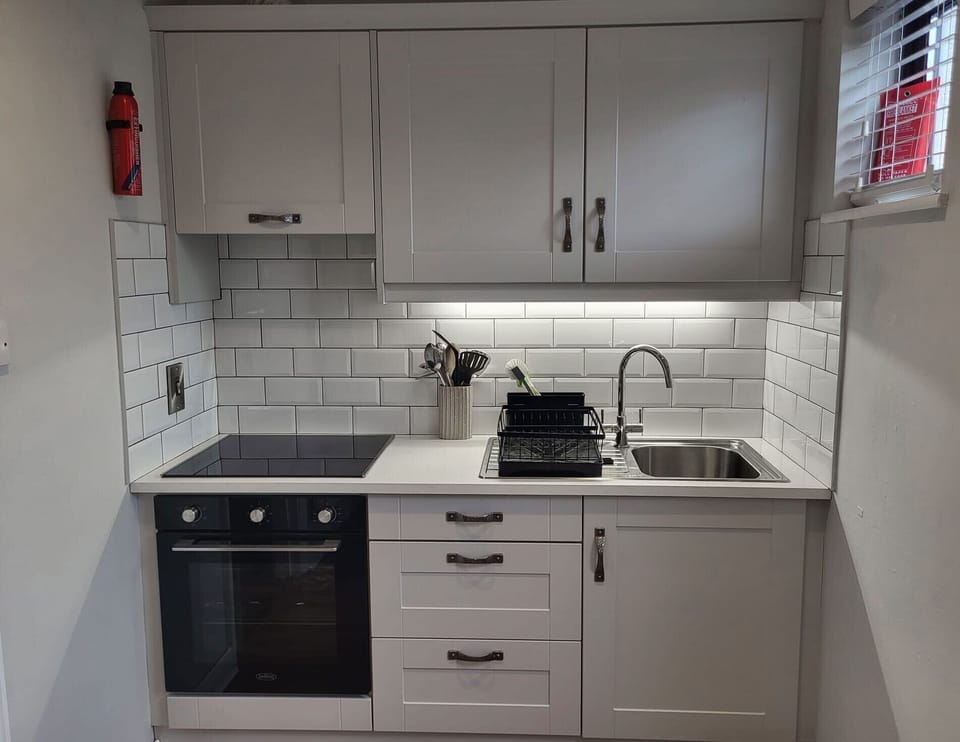 Our freshly remodeled kitchen will make you feel at home on holiday.