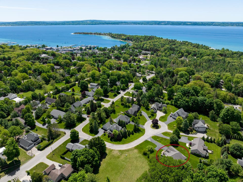 Aerial view- 10 min walk to town