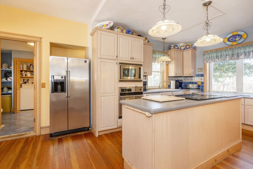 Partial Kitchen Island