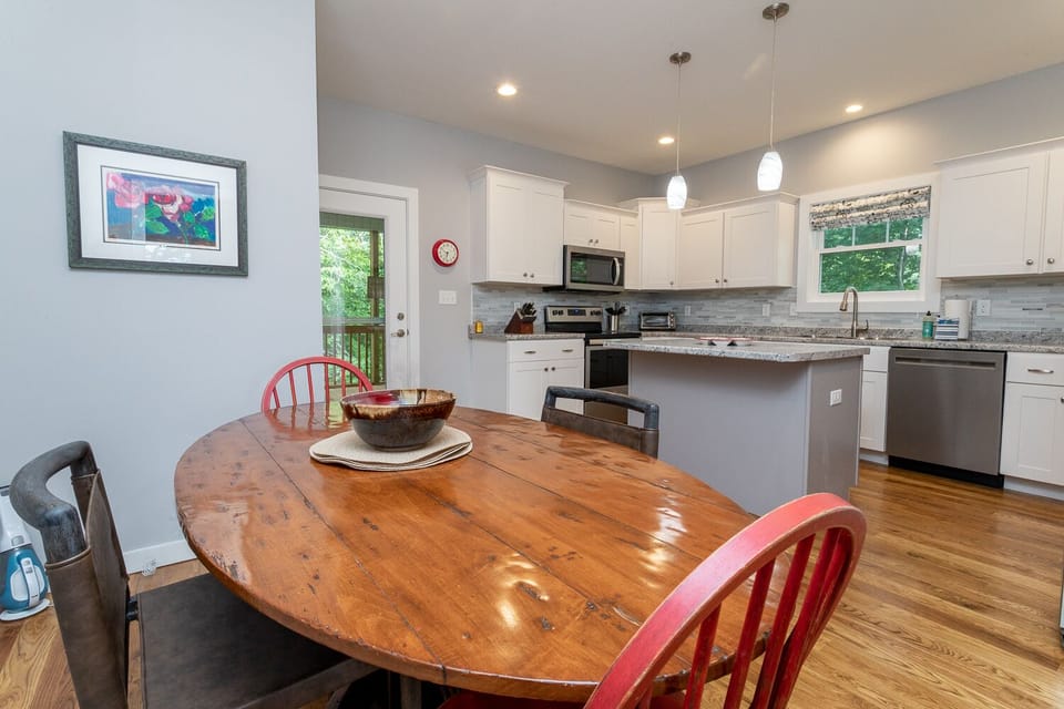 Open kitchen and dining area