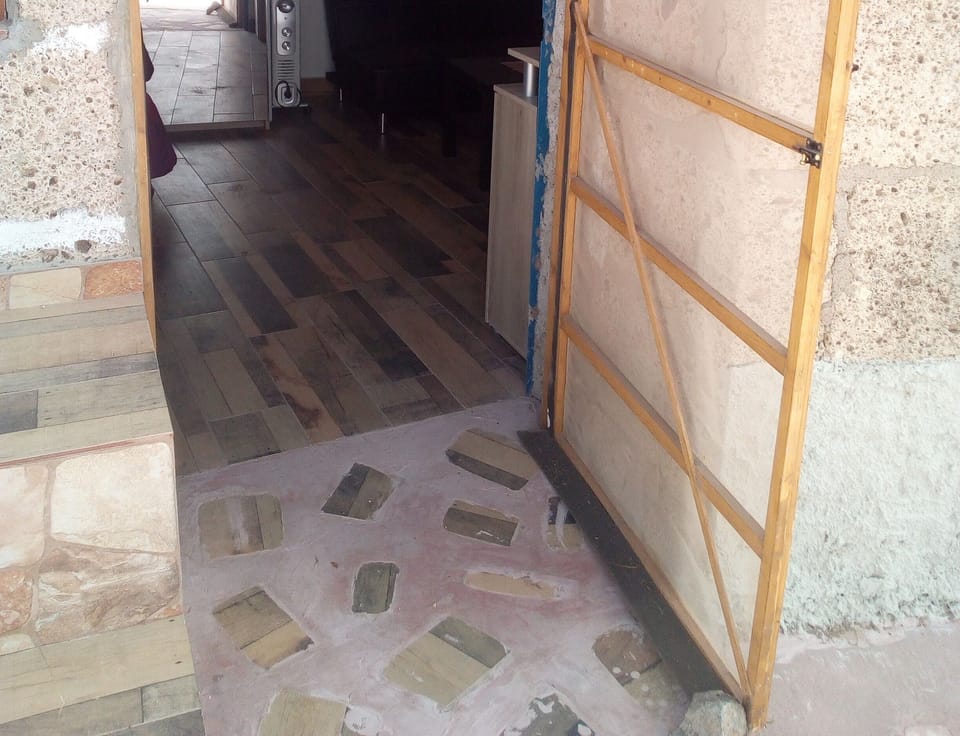 Room in a typical Canary Islands cave, accessible for disabled people. Apartment in Abona