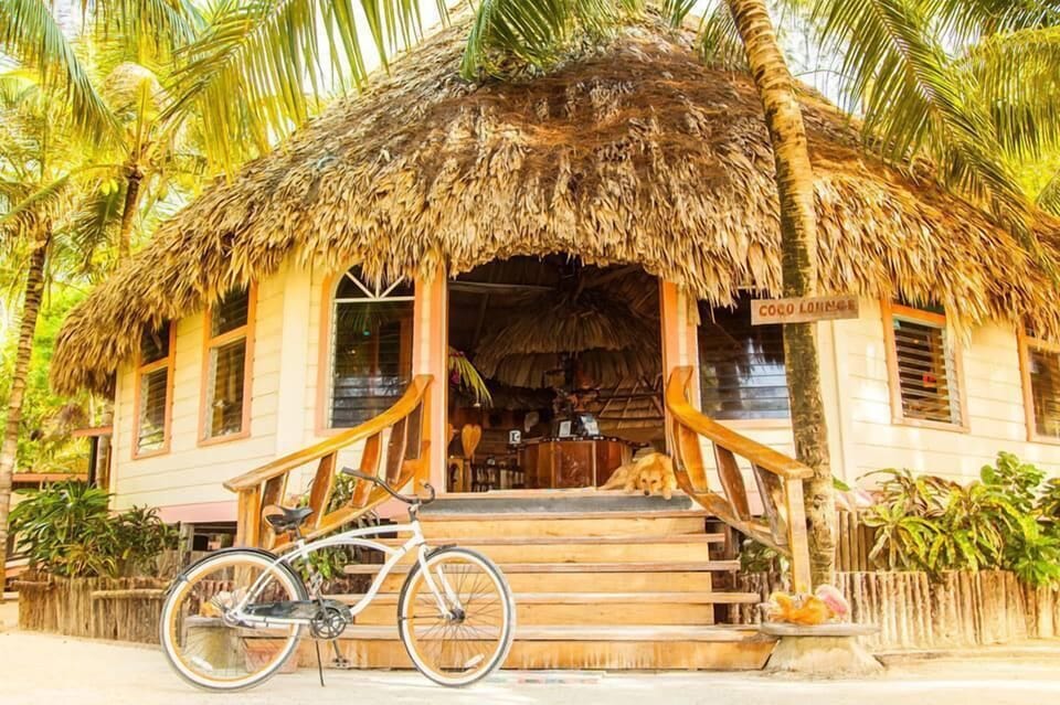Thatch Caye Lounge_0