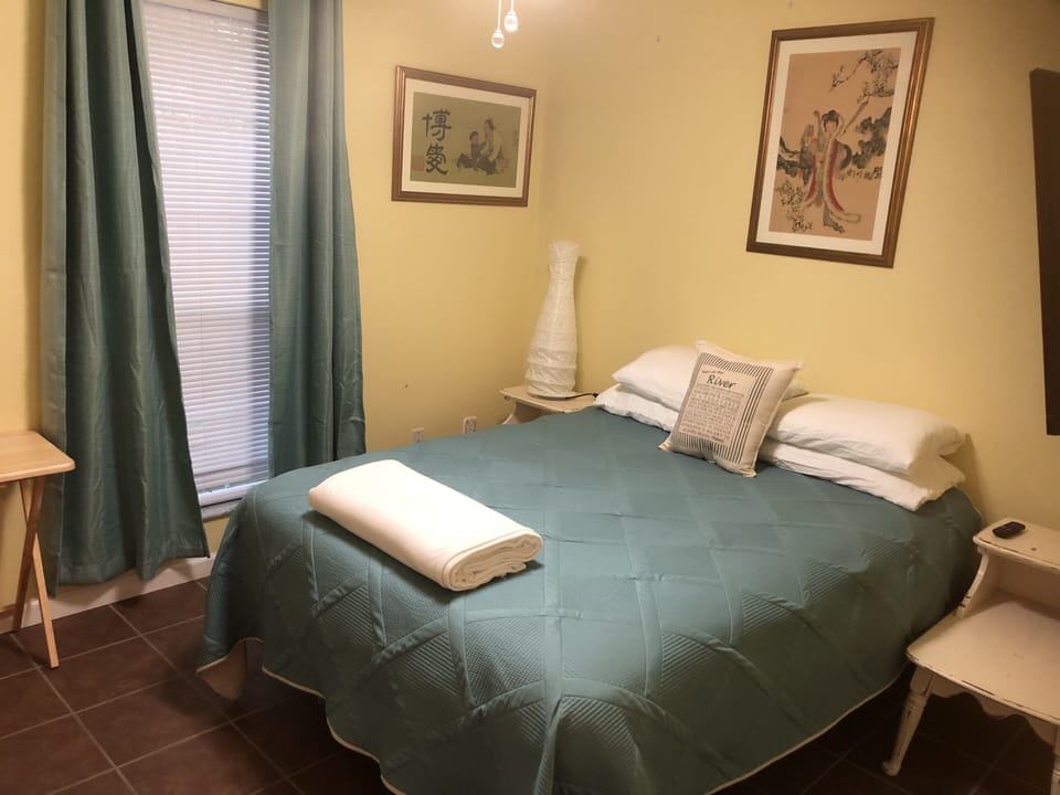 guest bedroom 2