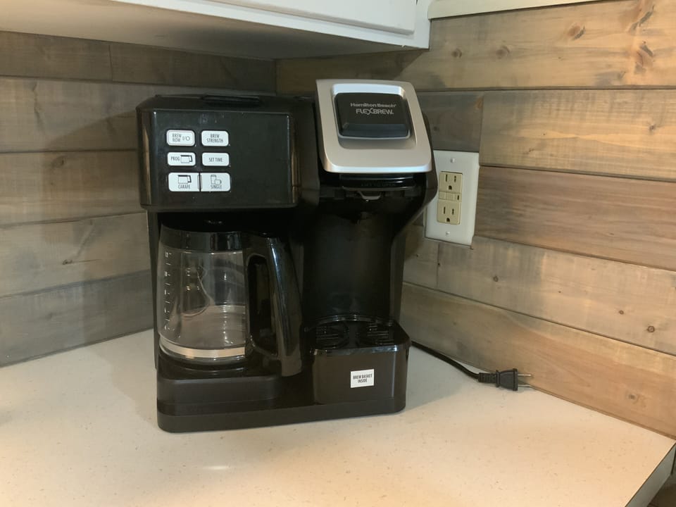 coffee maker/pod brewer