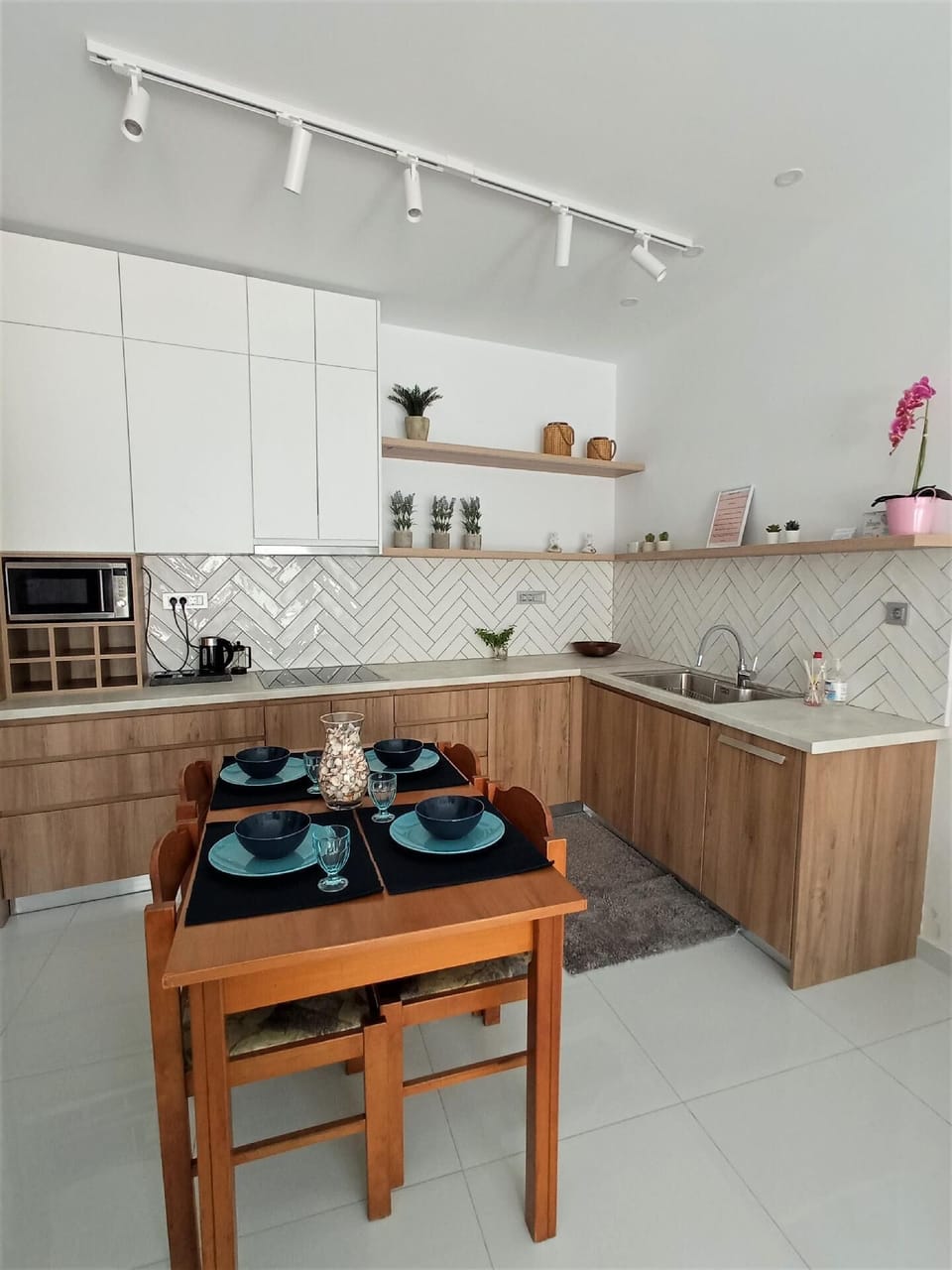 Kitchen area