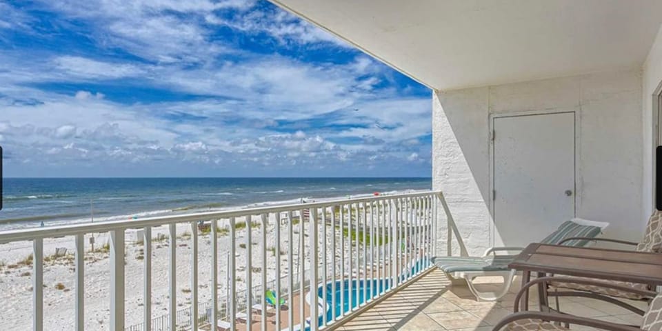 Ocean House II unit 2305. Third floor unit. 2 Bedroom 2 Bathroom. Sleeps 6. Managed by Island Rentals.
