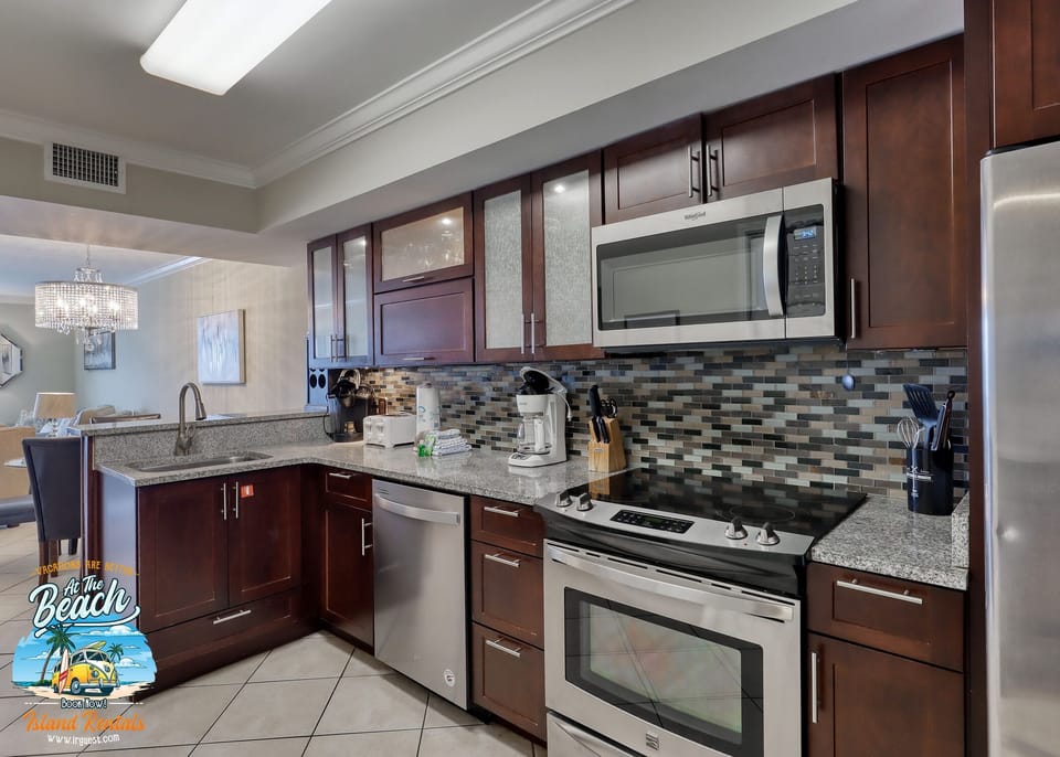 Ocean House II unit 2305. Third floor unit. 2 Bedroom 2 Bathroom. Sleeps 6. Managed by Island Rentals.