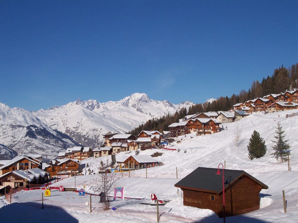 Snow and ski sports
