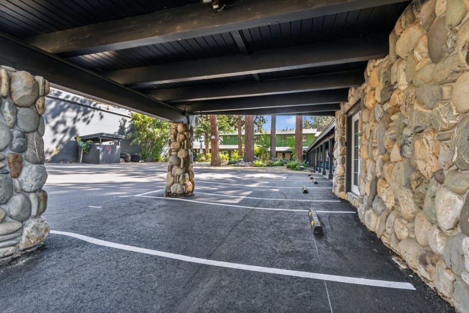 Private parking lot with individual guest spaces