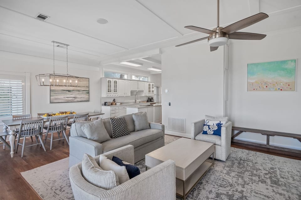 Sandy Boardwalk - Seagrove Beach - First Floor - Dining/Living Area