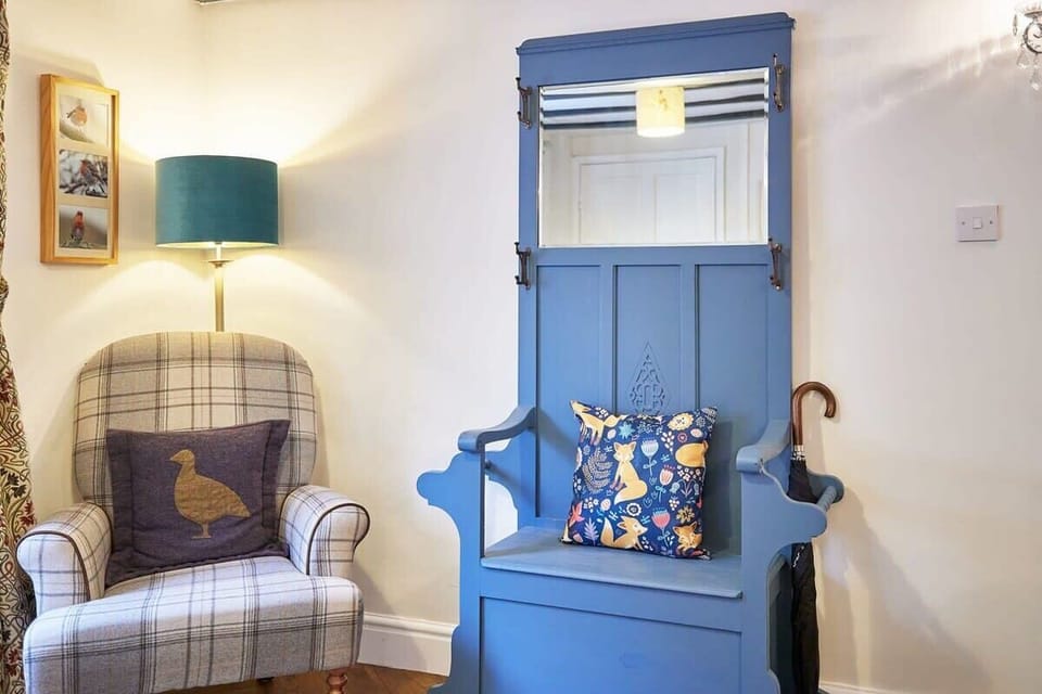 Willow Cottage, Helmsley - Host & Stay