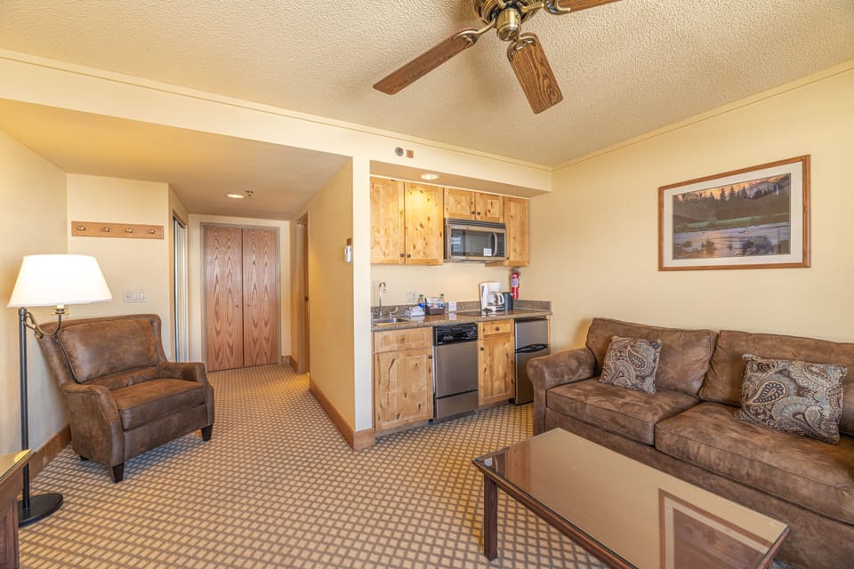 Flooring, Living Room, Room, Indoors, Couch