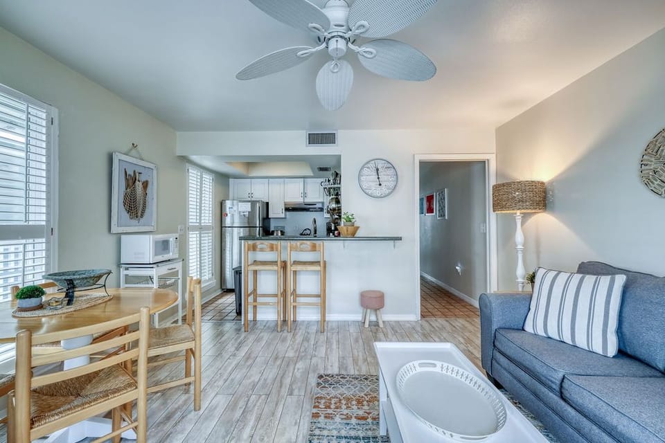 Living Area to Kitchen with Breakfast Bar