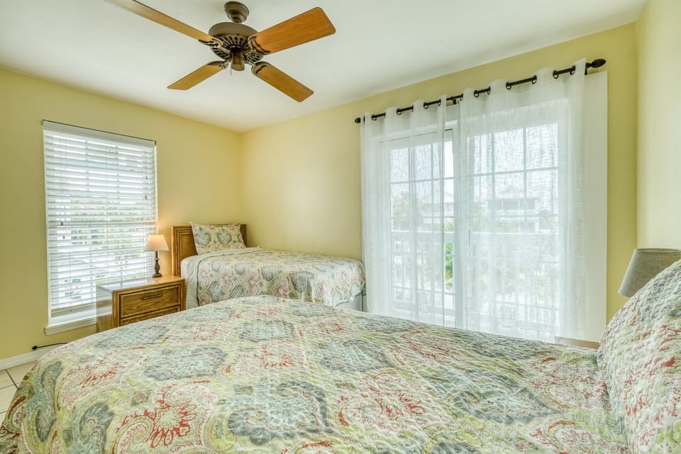 Second bedroom