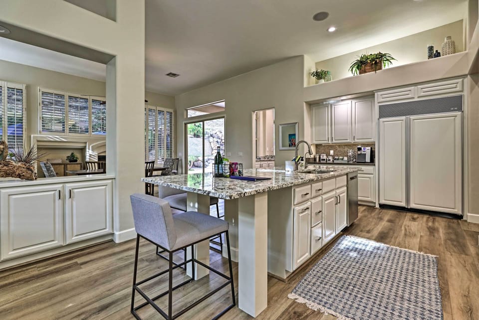 Kitchen | Blender | Toaster | Crock-Pot