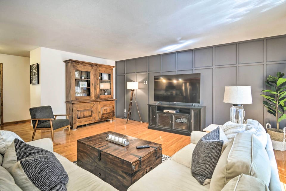 Roscommon Vacation Rental | 3BR | 2.5BA | 2 Entry Stairs Required | 1,700 Sq Ft