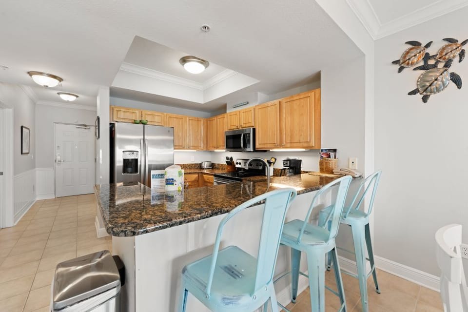 Crystal Tower 1108 Kitchen Counter Seats 3