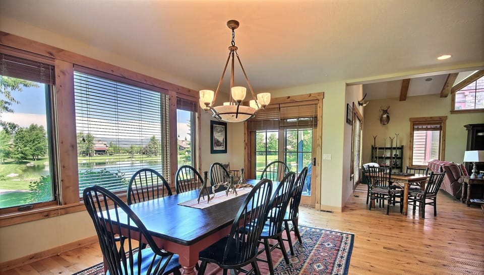Enjoy the mountain and pond views from the kitchen!