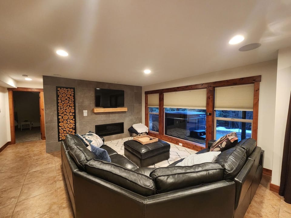 The Haskill Highland Retreat (8477)