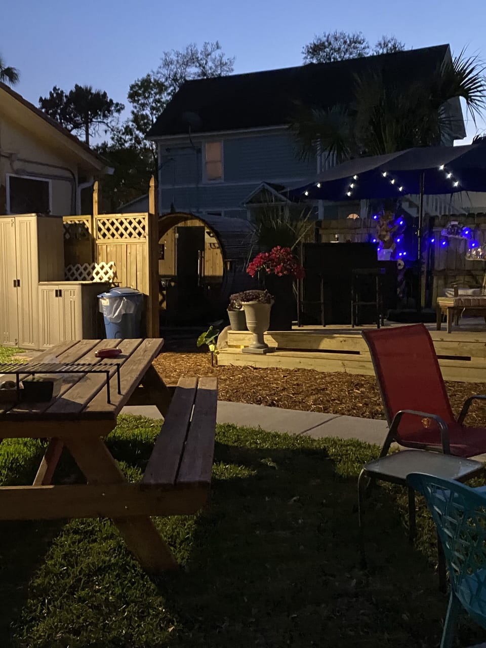 Outdoor dining