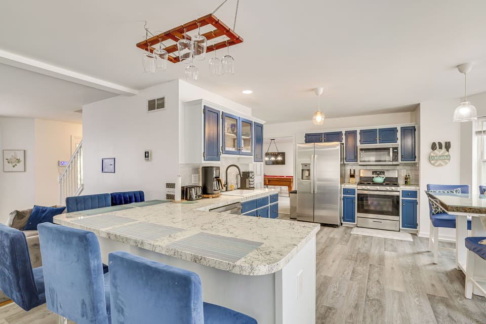 Kitchen | 1st Floor | Keurig & Drip Coffee Makers | Toaster | Cooking Basics
