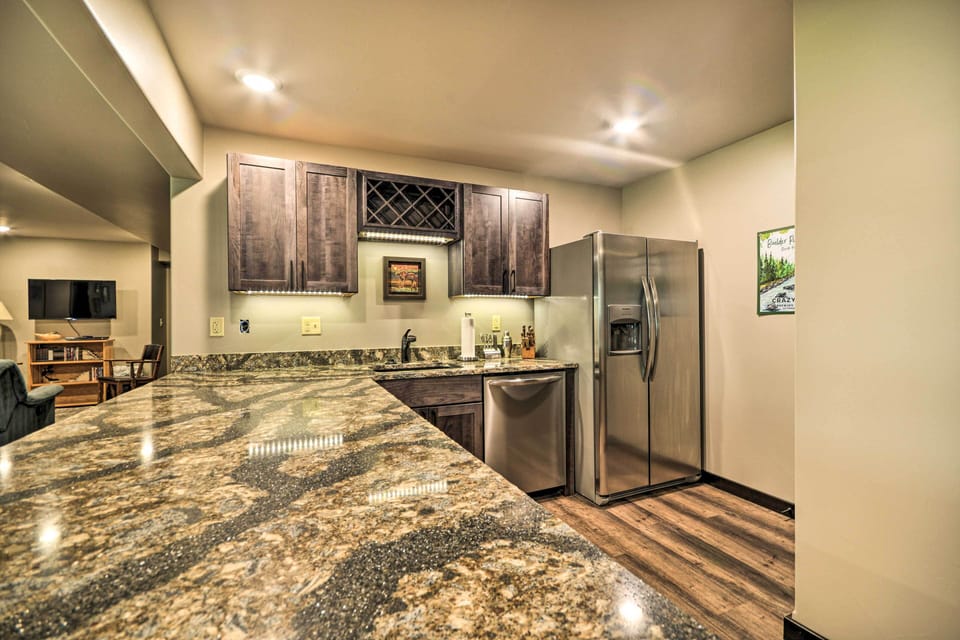 Wet Bar | Kitchenette