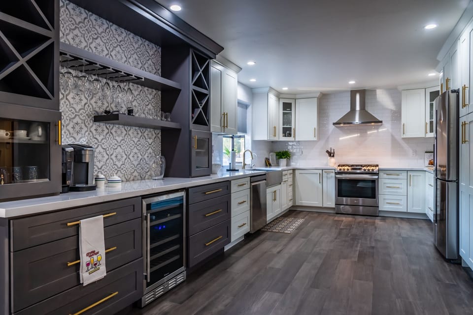 Wonderful kitchen Space and high-grade appliances make meals eas