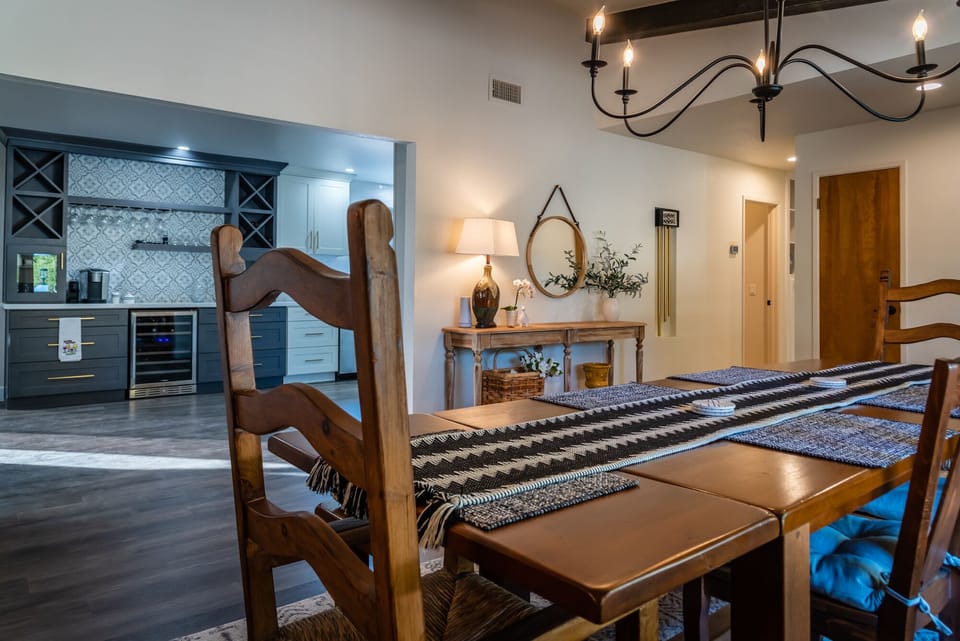 Hacienda Style at Na Hoku