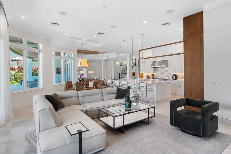 Living room, dining area and kitchen