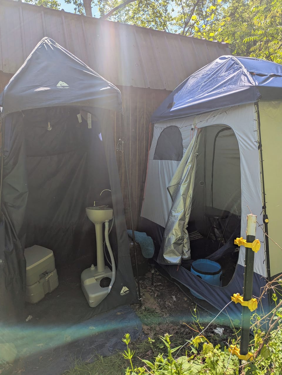 Off-grid, self contained bathroom amenities.